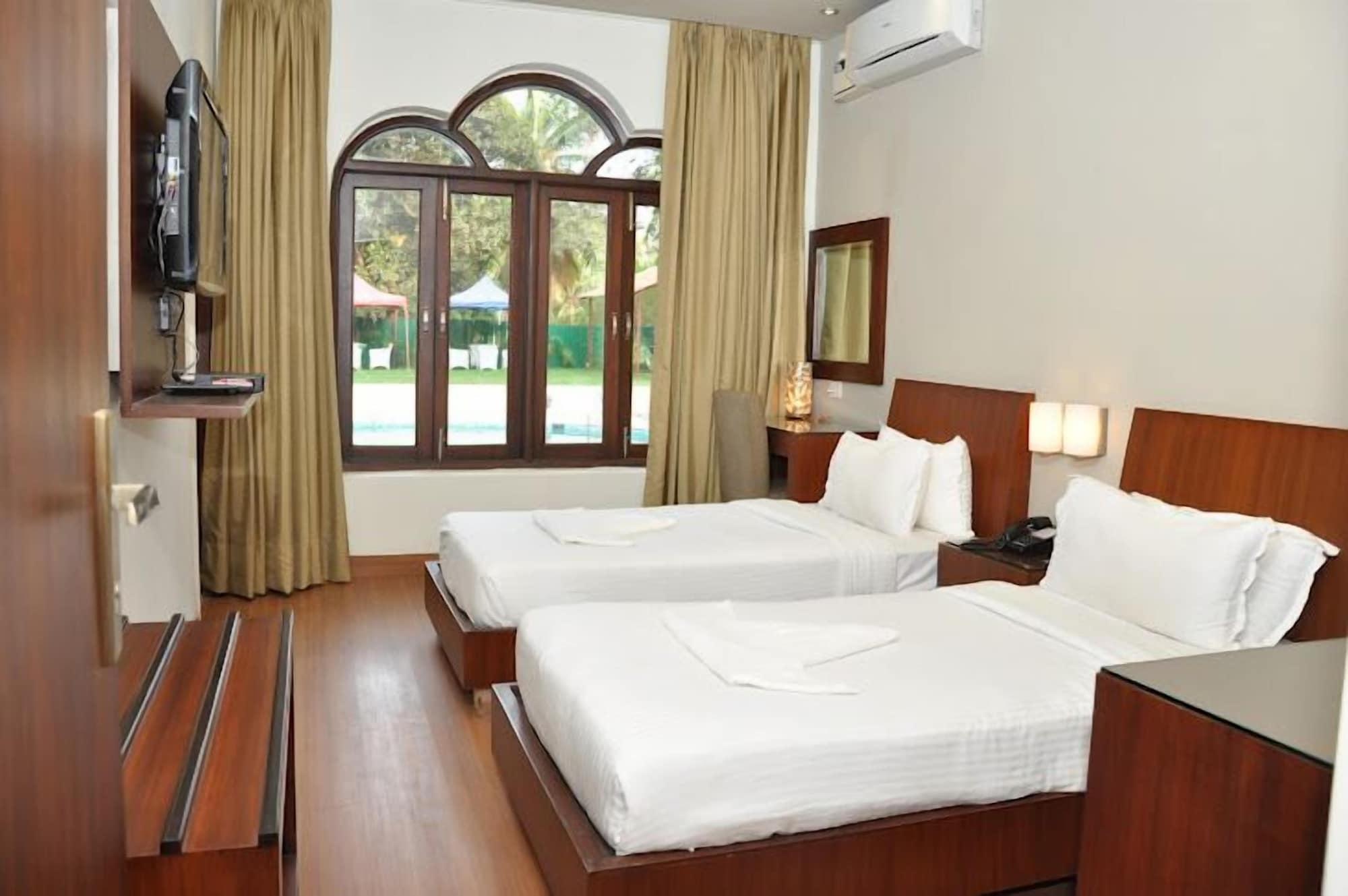 Sukhmantra Resort & Spa Candolim Exteriör bild
